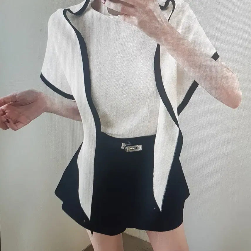 [BUNJANG] Chic Two-Piece Set with Detachable Shawl / (해외배송) 시크 반팔티 +숄 투피스 세트 3컬러