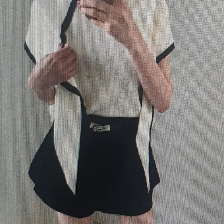 [BUNJANG] Chic Two-Piece Set with Detachable Shawl / (해외배송) 시크 반팔티 +숄 투피스 세트 3컬러
