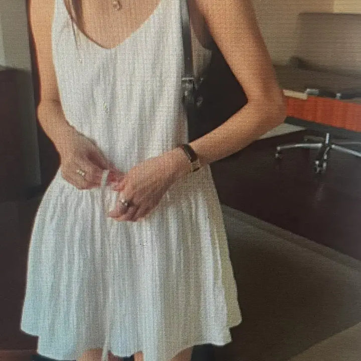 [BUNJANG] White/Ivory Pleated Mini Dress / (해외배송)화이트/아이보리 주름 미니 원피스