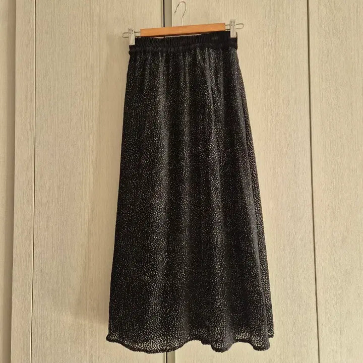 [SOLD OUT] 베르니스 파리 도트 스커트