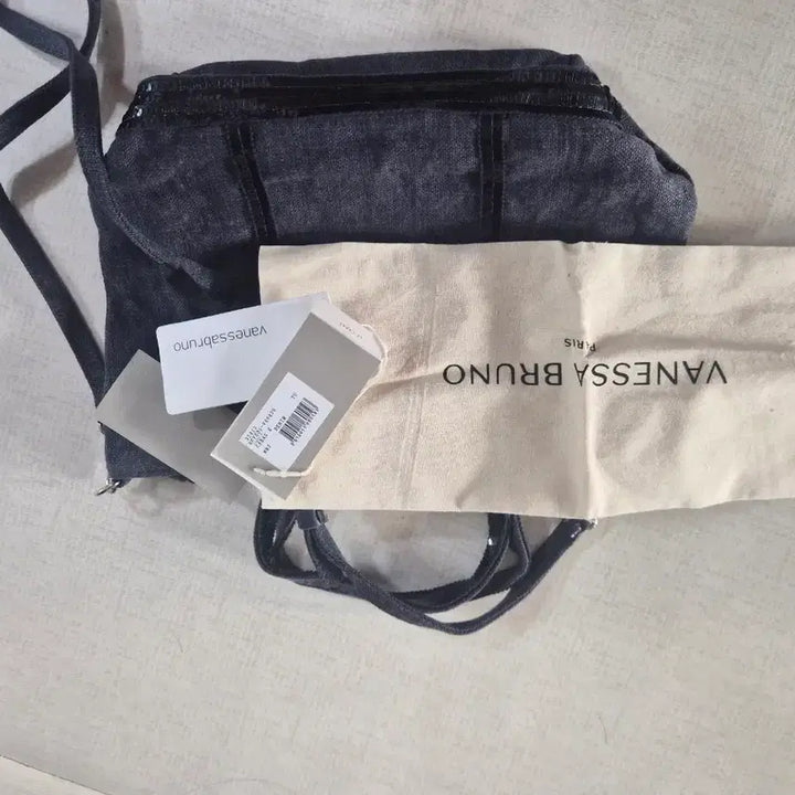 [BUNJANG] Vanessa Bruno Cabas Spangle Tote Bag Navy S / [새상품]바네사브루노 카바스 스팽글 토트백 네이비S