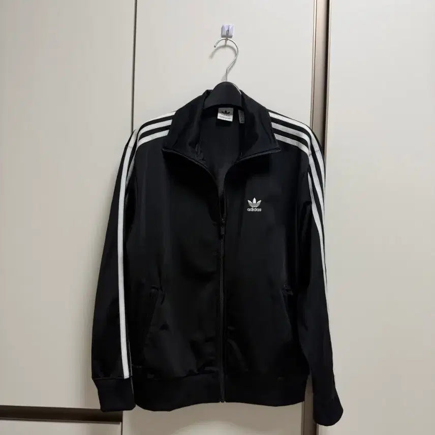 [BUNJANG] Adidas Jennie Track Top Jersey (S) / [1번착용한새제품무방] 아디다스 트랙탑 제니 져지 S 오리지널트랙탑