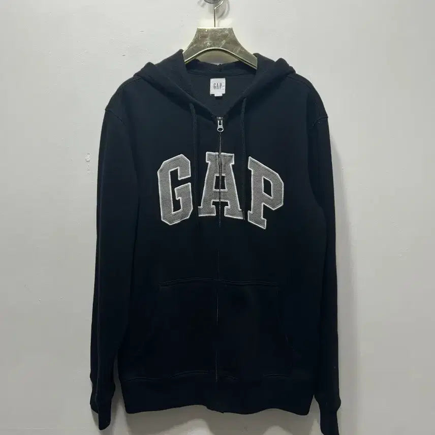 [BUNJANG] GAP Black Logo Hoodie Zip-up (S) / GAP 블랙 로고 후드집업 S