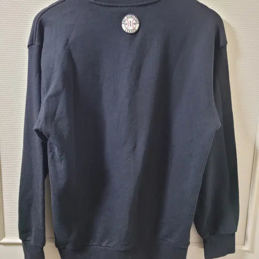 [BUNJANG] BMC Playmonsters Gold Logo Sweatshirt (M) / BMC 플레이몬스터즈 골드 로고 맨투맨 M 사이즈