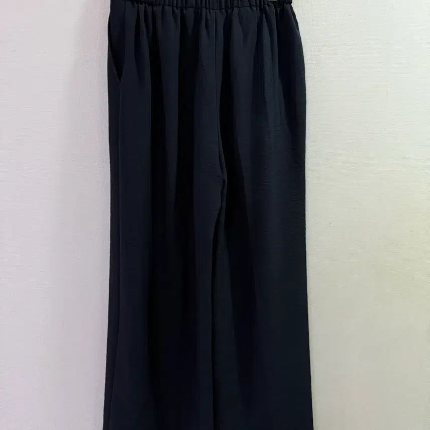 [SOLD OUT] 남색 슬랙스 67사이즈