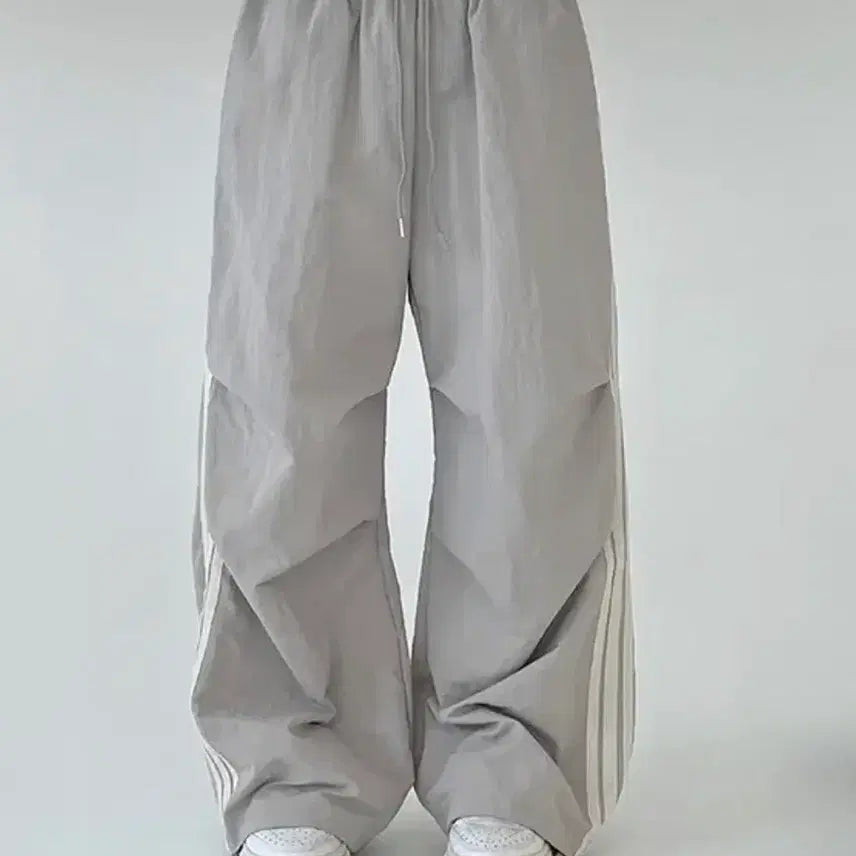 [SOLD OUT] 연베이지 스트링 트레이닝 팬츠