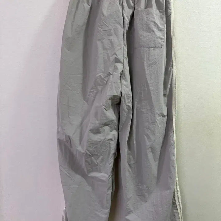 [SOLD OUT] 연베이지 스트링 트레이닝 팬츠