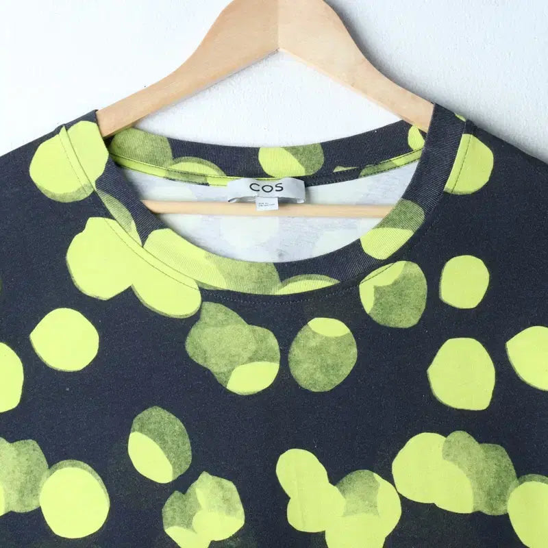 [BUNJANG] Cos Big Size Dot Pattern Short Sleeve T-shirt (Black) / W(XL-3XL) 코스 반팔 티셔츠 빅사이즈 도트 블랙 한정판-18609