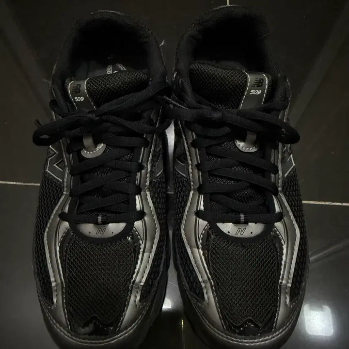 [SOLD OUT] 뉴발란스 런닝화 509 검정