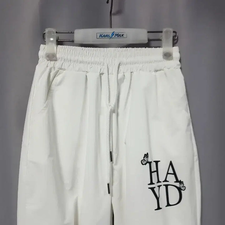 [SOLD OUT] 화이트 조거팬츠