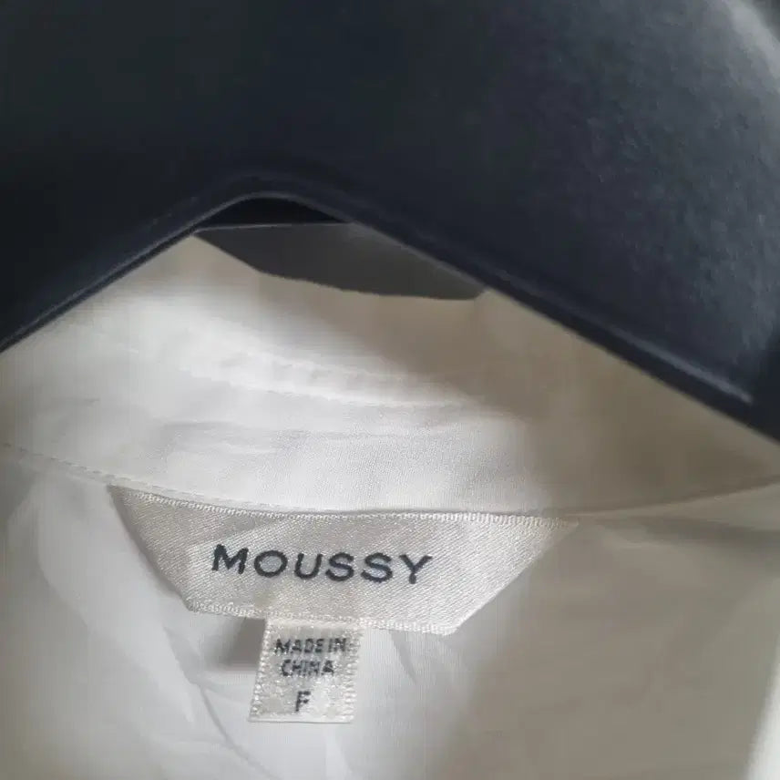 [BUNJANG] moussy Sleeveless Shirt / moussy 민소매 셔츠 free