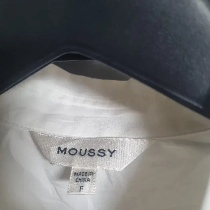 [BUNJANG] moussy Sleeveless Shirt / moussy 민소매 셔츠 free