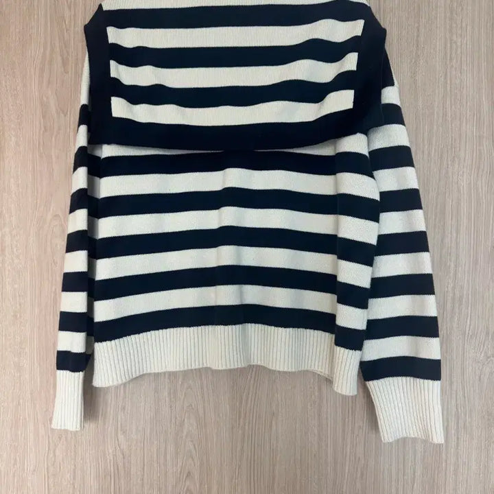 [BUNJANG] Zara Striped Knit Sweater M / 자라 스트라이프 니트 M