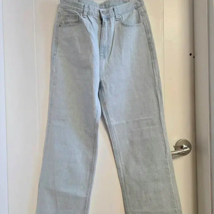 [BUNJANG] Unbranded Straight Leg Jeans / 연청 통넓은 일자진 새거 28정도