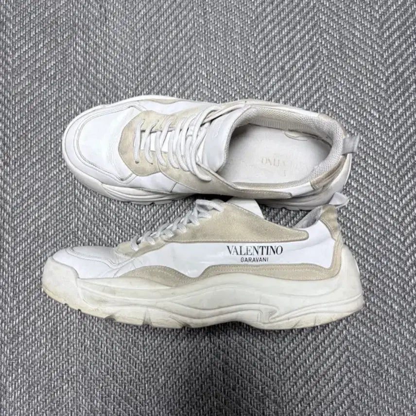[BUNJANG] Valentino Bansi Size 43 (280) / 발렌티노 반시 43사이즈 (280)