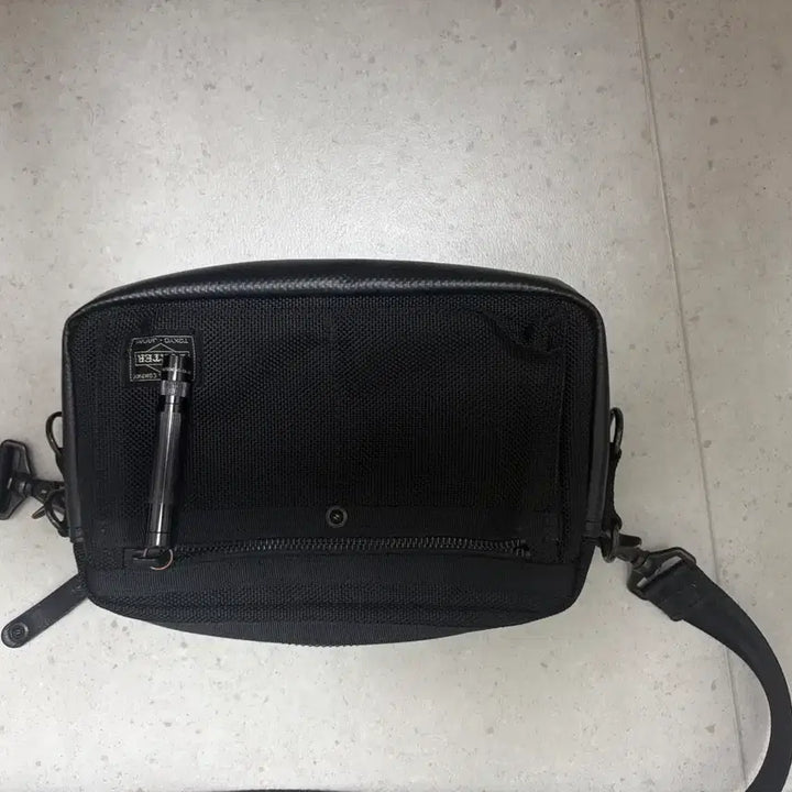 [BUNJANG] Porter Heat Shoulder Bag / 포터 히트 숄더백
