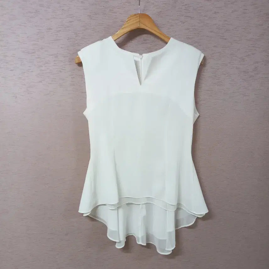 [BUNJANG] B4-27 White Chiffon Asymmetric Blouse / B4-27/쉬폰배색 화이트 언블란스 블라우스 여성