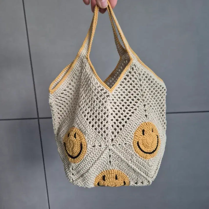 [SOLD OUT] 스마일 자수 뜨개 네트백 아이보리