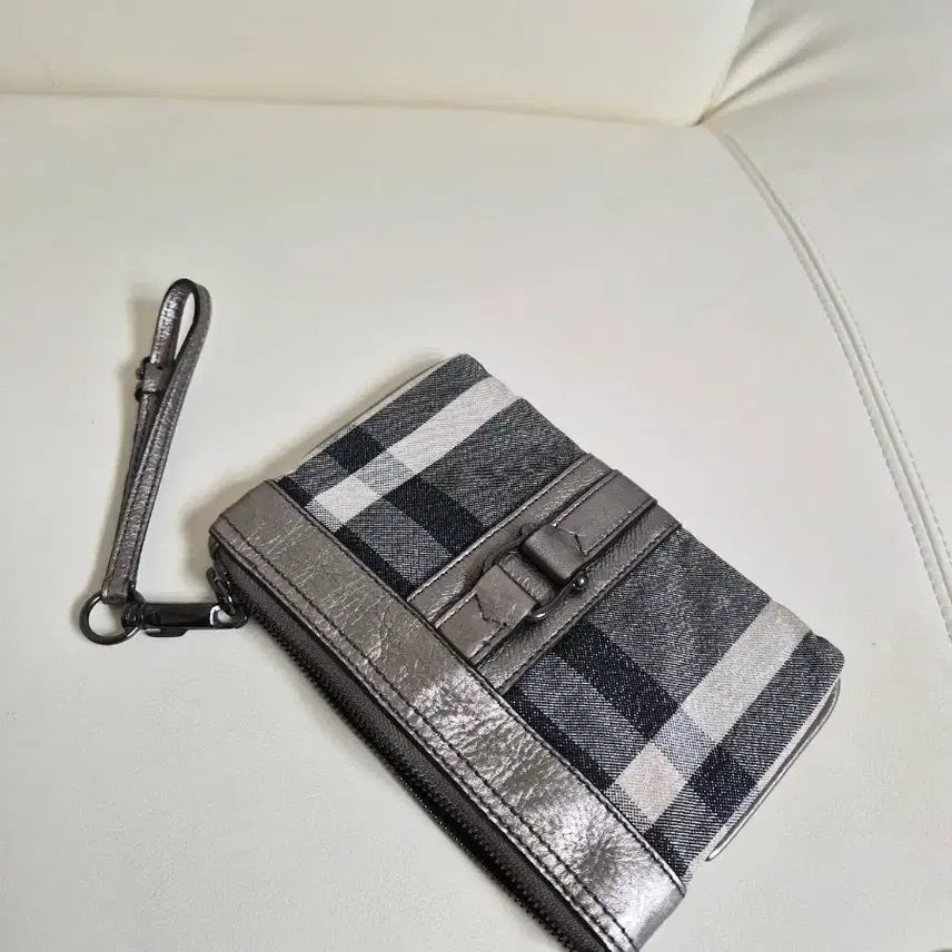 [BUNJANG] Burberry Check Pattern Mini Clutch Bag / 버버리 체크 패턴 미니 클러치 백