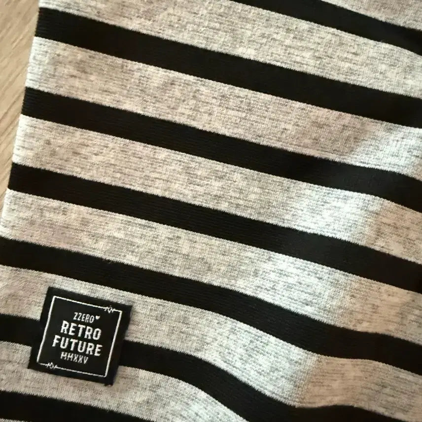 [SOLD OUT] 송지오 지제로 커브컷 티셔츠 블랙 - XS 사이즈