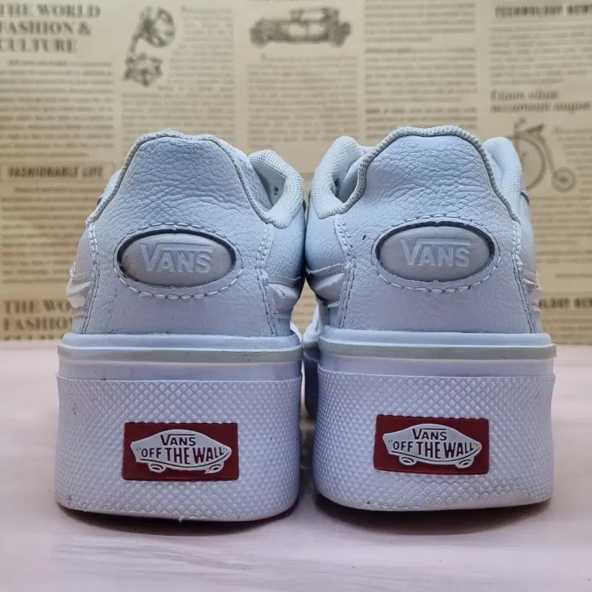 [BUNJANG] Vans Isaac Beige Sneakers 220 / 반스  이삭크 베이지 운동화220
