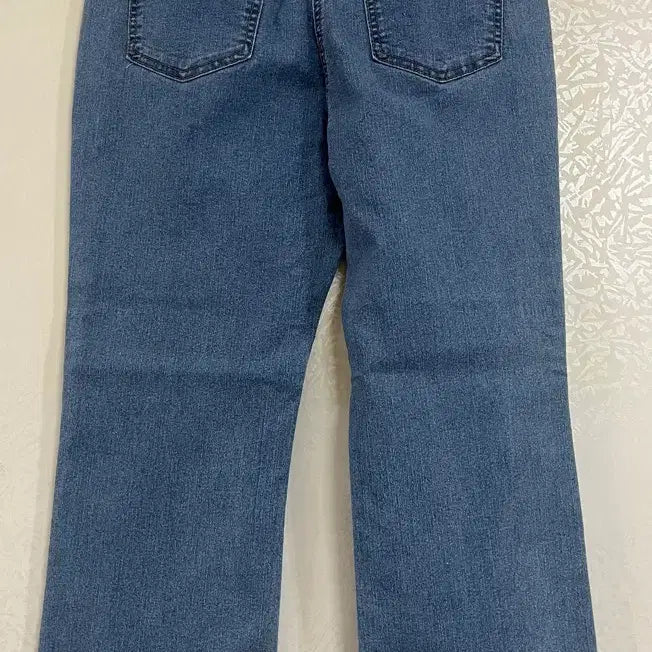 [SOLD OUT] 미착용 새옷! 여성 청바지 택포 23,000원