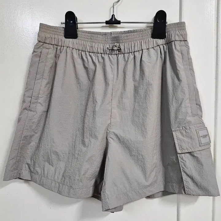 [SOLD OUT] 미착용)뉴발란스 카고반바지55-66