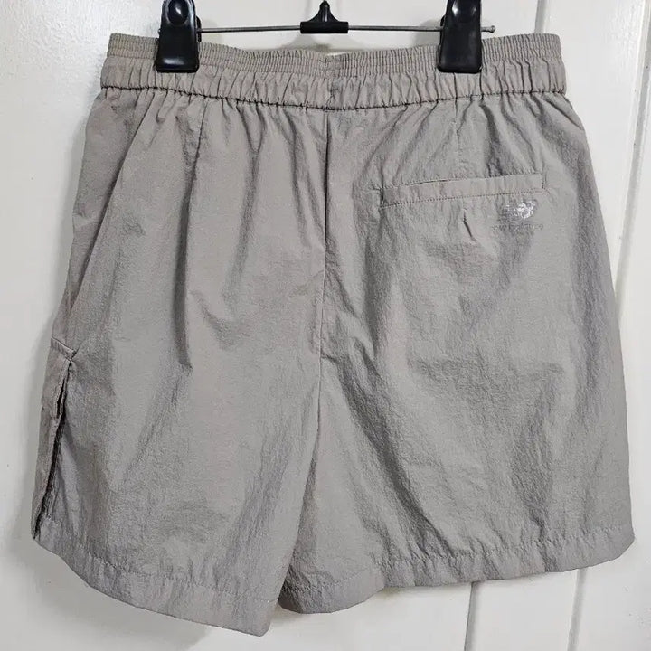 [SOLD OUT] 미착용)뉴발란스 카고반바지55-66