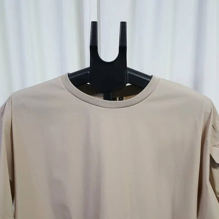[BUNJANG] 23년 nineminus2 남성 바스락 반팔 베이지 95 오일장 0331 / 23년 nineminus2 남성 바스락 반팔 베이지 95 오일장 0331