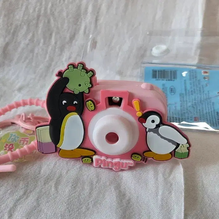 [BUNJANG] Pingu Pink Camera Toy Keychain / 핑구 Pingu 핑크 카메라 장난감 키링
