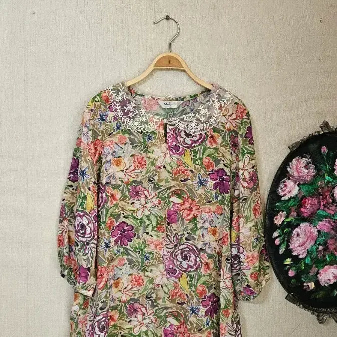 [SOLD OUT] 화사한  인경 블라우스