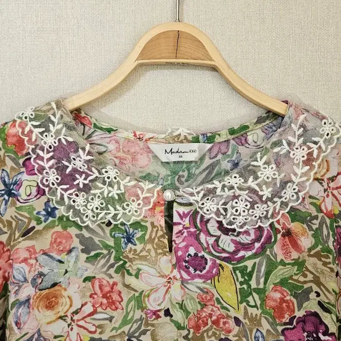 [SOLD OUT] 화사한  인경 블라우스