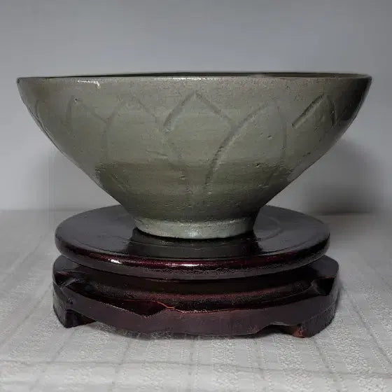 [BUNJANG] Goryeo Celadon Lotus Petal Bowl / 고려청자 연판문발(진품보장)