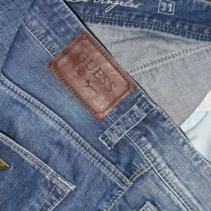 [BUNJANG] Guess Straight-Fit Jeans (Size 31) / (31사이즈)게스청바지