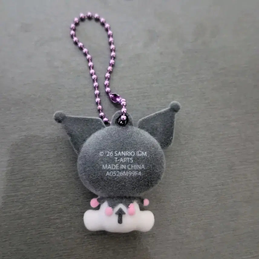 [BUNJANG] Kuromi Flocked Figure Keyring / (5월까지 할인)쿠로미 플로키 피규어 키링