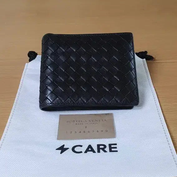 [BUNJANG] Bottega Veneta Black Leather Wallet / 보테가베네타 반지갑/지갑 블랙 정품A급(감정O)