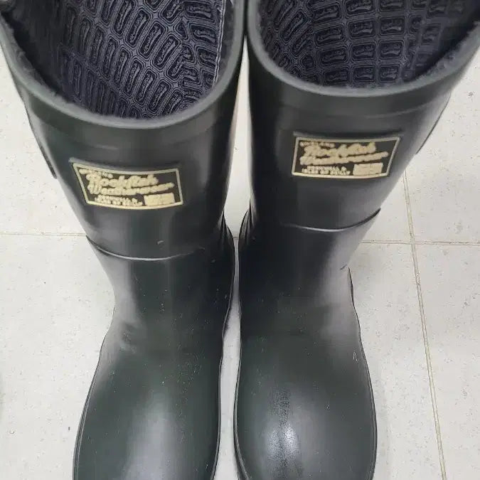 [BUNJANG] Rockfish Rain Boots Size 37 (Approx. 240) / 락피쉬 레인부츠
