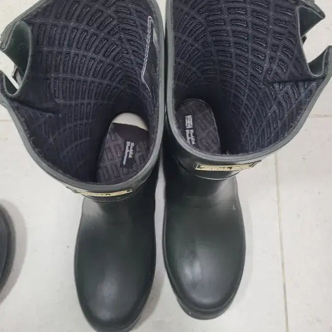 [BUNJANG] Rockfish Rain Boots Size 37 (Approx. 240) / 락피쉬 레인부츠