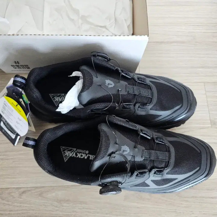 [BUNJANG] Blackyak Trekking Shoes Size 270 / 블랙야크 트레킹화 270