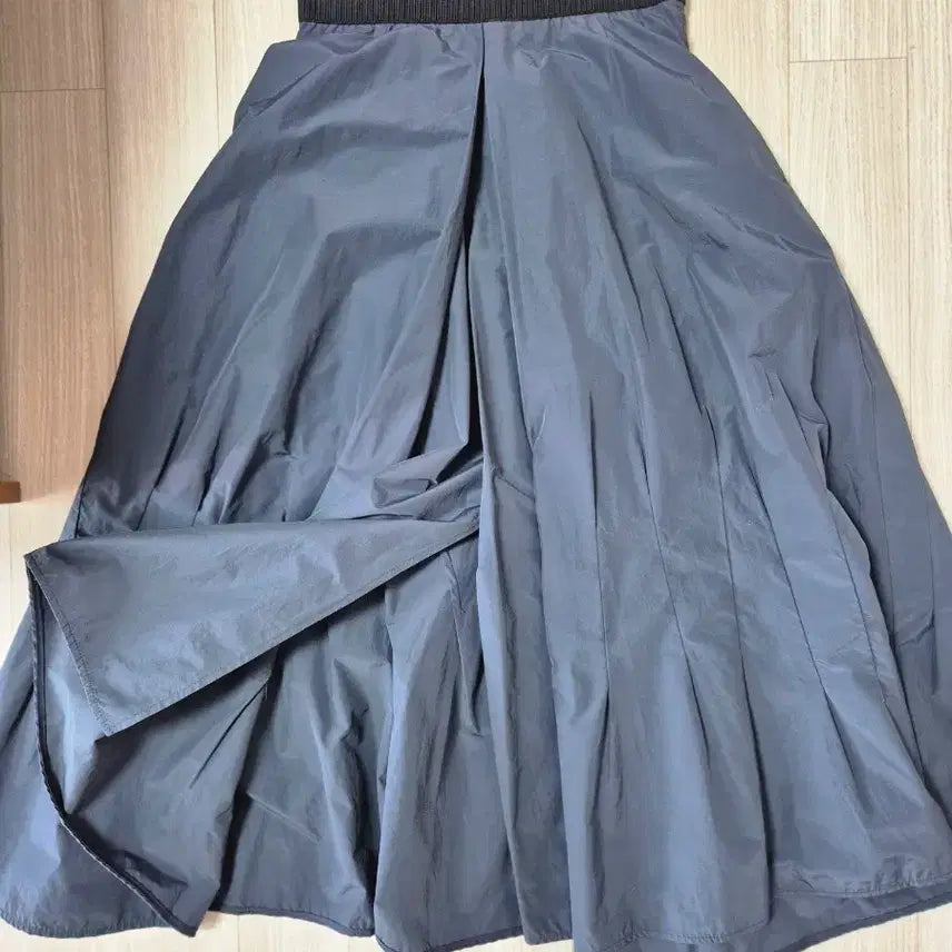 [BUNJANG] SYSTEM Navy Flare Long Skirt / 시스템 네이비 플레어 롱 스커트 61-90