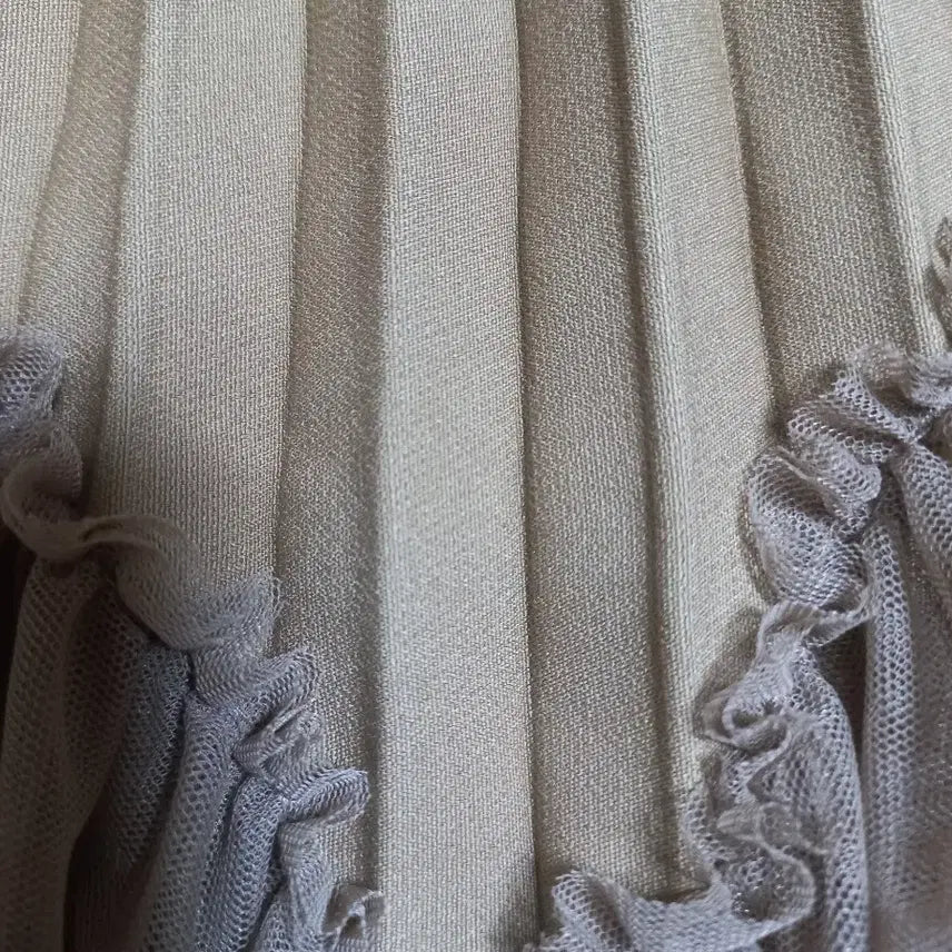 [BUNJANG] Egoist Pleated/Mesh Long Skirt / 에고이스트 플리츠/샤소재믹스 롱스커트(프리)2023ss