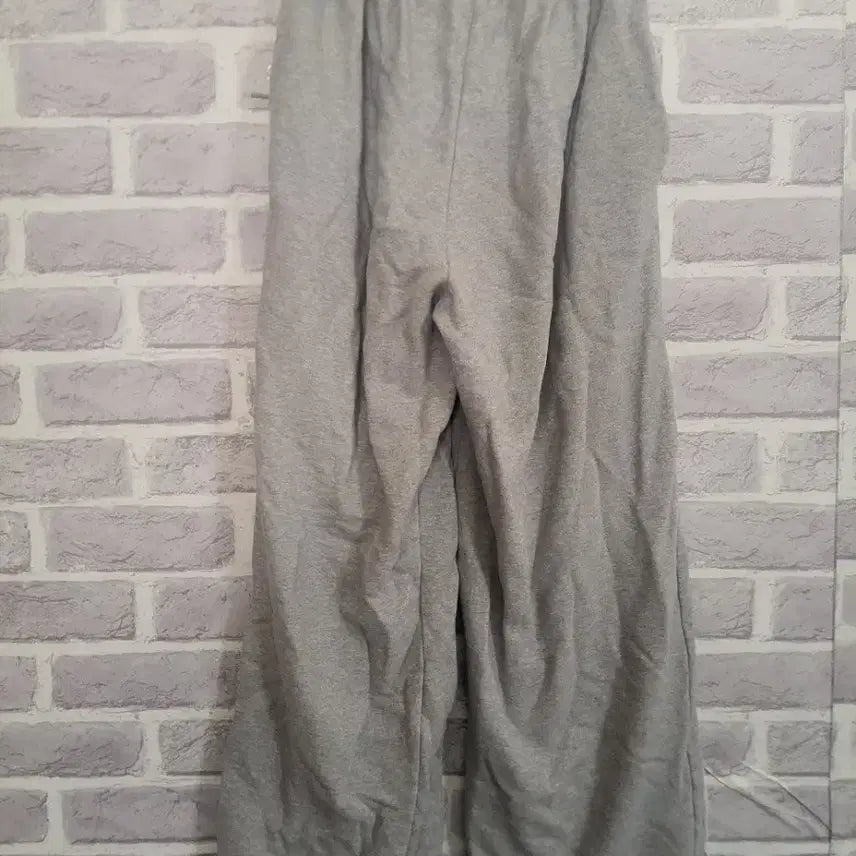 [BUNJANG] Call My Name Lace Point Training Sweatpants / 콜마이네임 레이스포인트 트레이닝 스웻팬츠/알뜰한여우