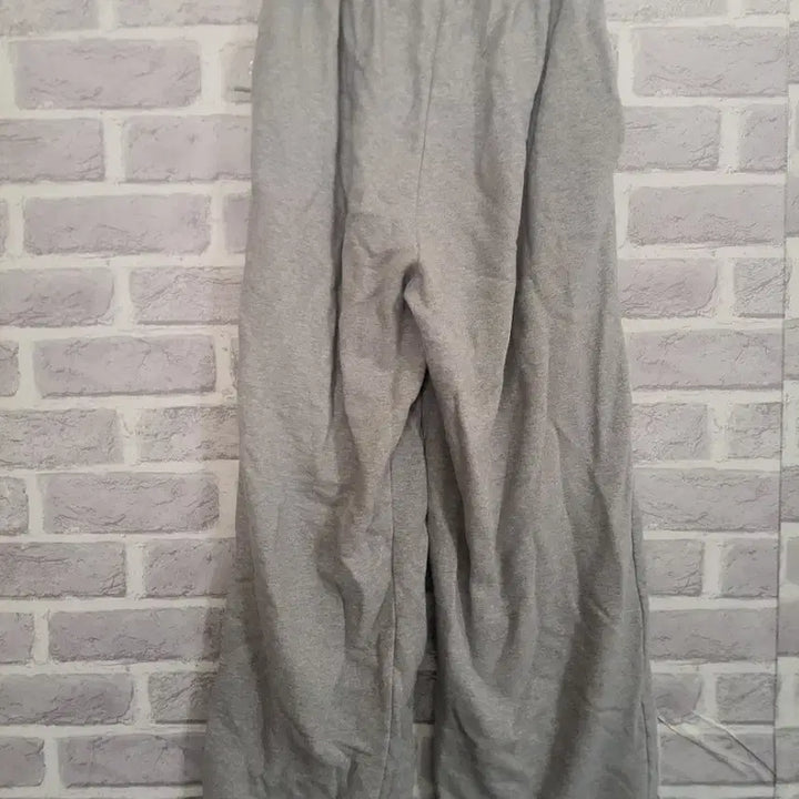 [BUNJANG] Call My Name Lace Point Training Sweatpants / 콜마이네임 레이스포인트 트레이닝 스웻팬츠/알뜰한여우