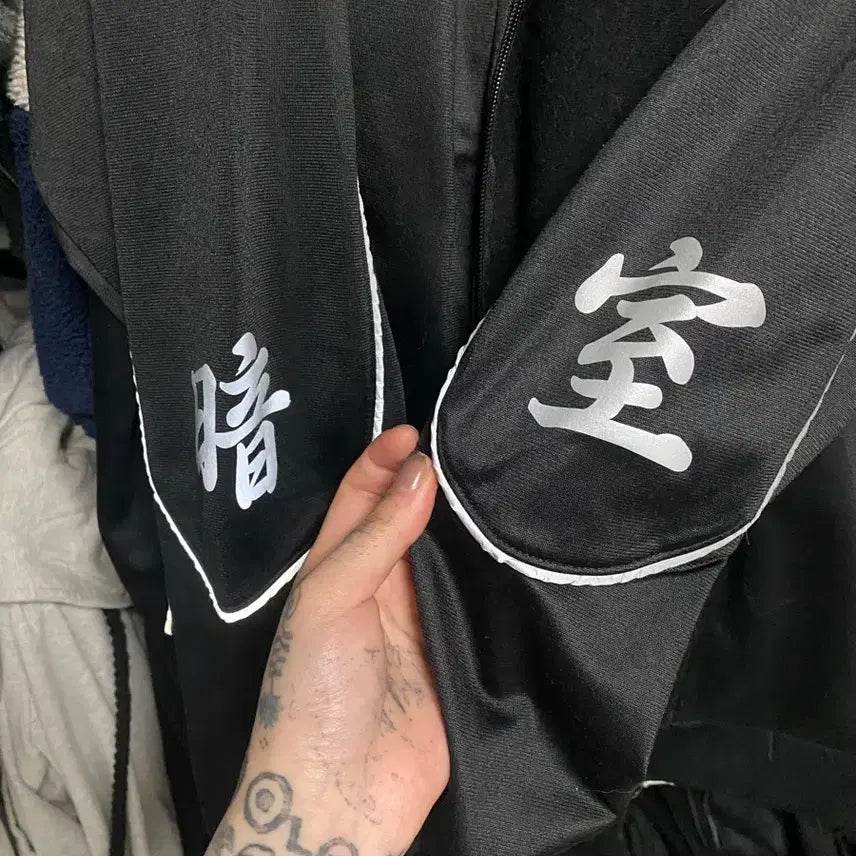 [BUNJANG] 다크룸x하드히터스 리플렉티브 트랙탑 L / 품절템/다크룸x하드히터스 리플렉티브 트랙탑 L