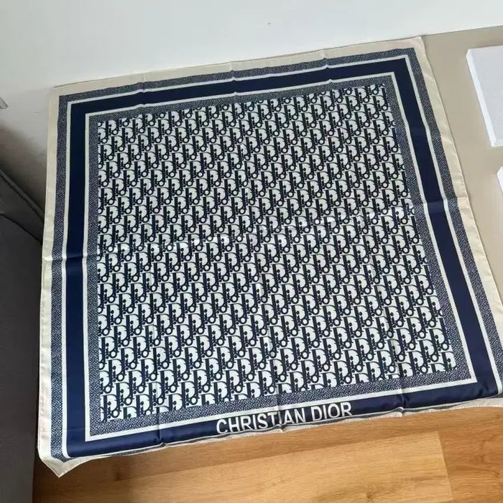 [BUNJANG] Dior Signature Square Scarf / 디올 패션 사각 스카프