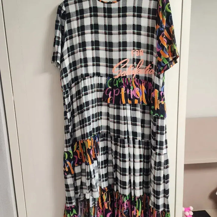[BUNJANG] Checkered Long Dress with Colorful Print / 보세원피스