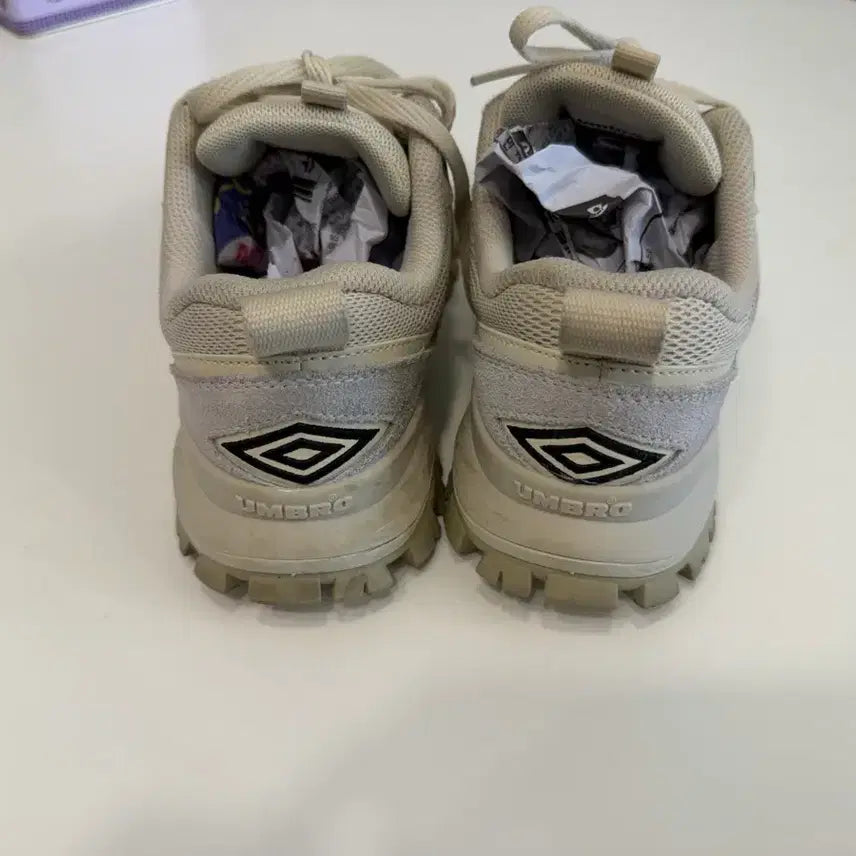 [BUNJANG] Umbro 230mm Sneakers / 엄브로 230사이즈