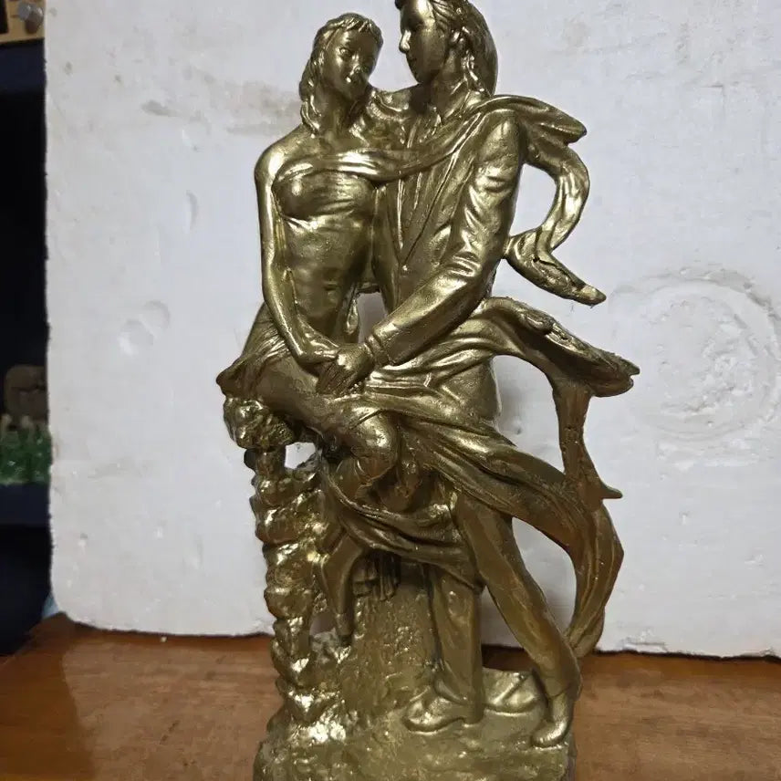 [BUNJANG] Brass Couple Figurine Ornament / 황동 남녀 커플 조각상 장식품