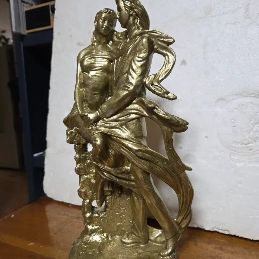 [BUNJANG] Brass Couple Figurine Ornament / 황동 남녀 커플 조각상 장식품