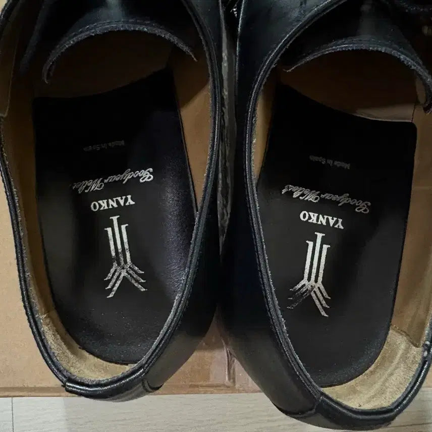 [SOLD OUT] 얀코 Salamanca(살라망카) Negro 280mm